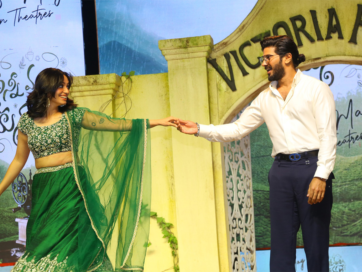 Anni_20Manchi_20Sakunamule_20Pre_20Release_20Event_20Photos-17.jpg 16