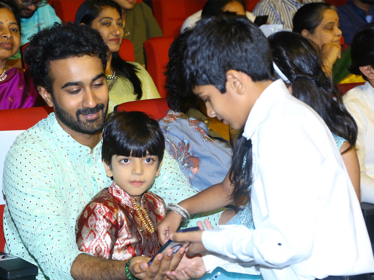 Anni_20Manchi_20Sakunamule_20Pre_20Release_20Event_20Photos-20.jpg 19