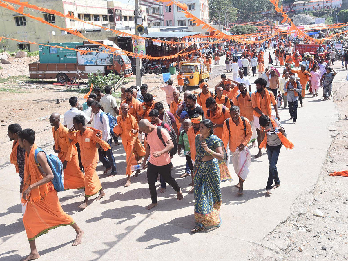 Kondagattu_20Anjaneya_20Swamy_20Temple-37.jpg 36
