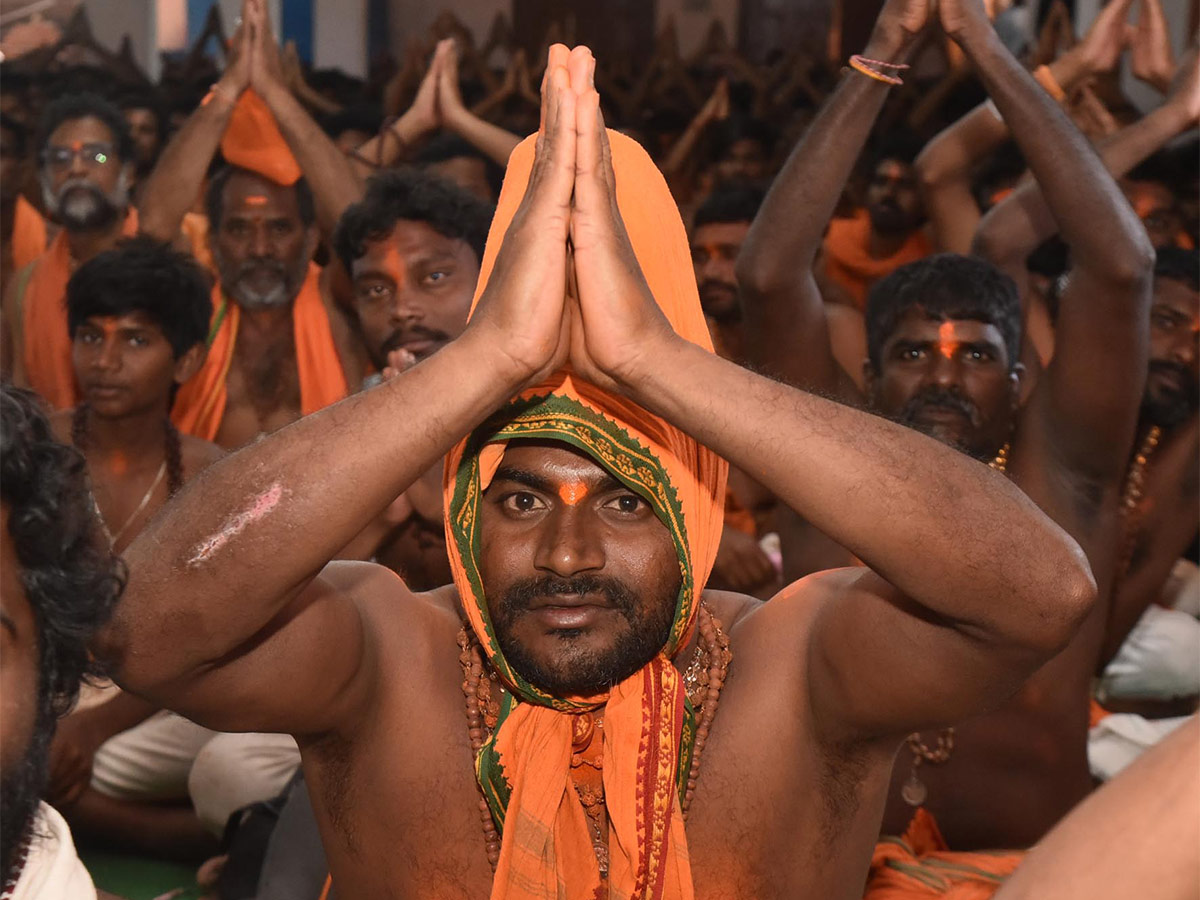 Kondagattu_20Anjaneya_20Swamy_20Temple-38.jpg 37