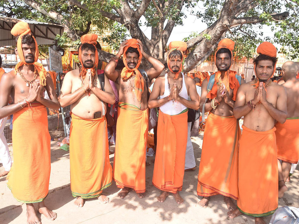Kondagattu_20Anjaneya_20Swamy_20Temple-9.jpg 9