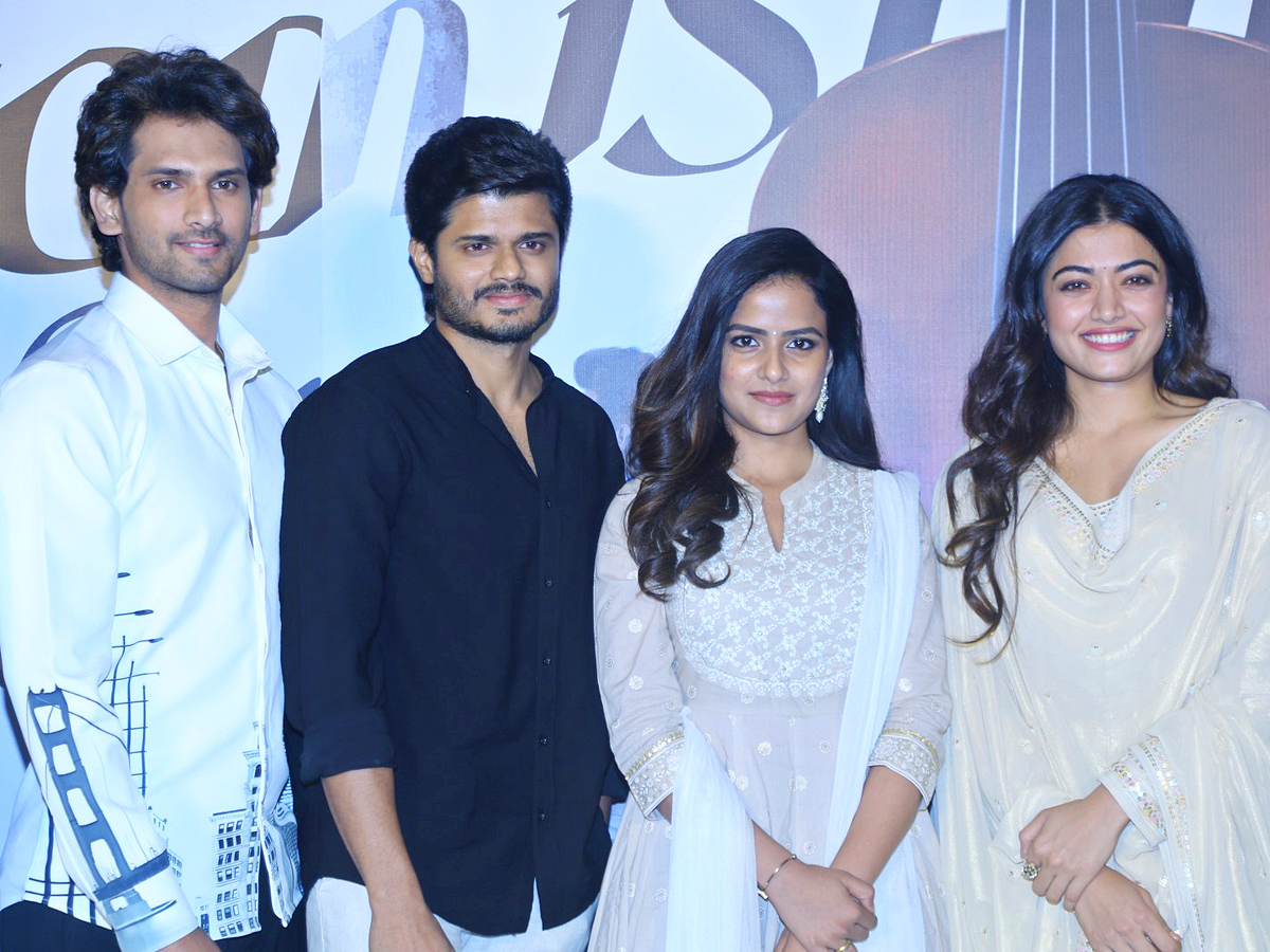 Baby_20Movie_20Premisthunna_20Song_20Launch_20Event_20Photos_5.jpg 6