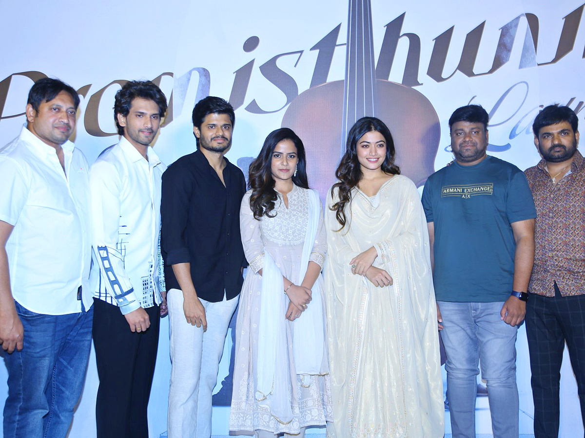 Baby_20Movie_20Premisthunna_20Song_20Launch_20Event_20Photos_6.jpg 7