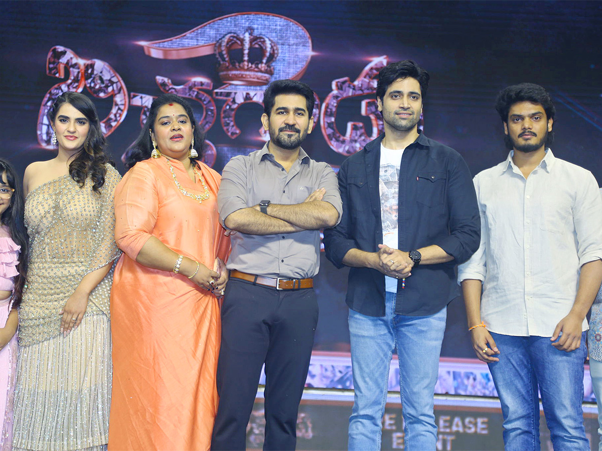 Bichagadu_202_20Pre_20Release_20Event_20Pics-2.jpg 2