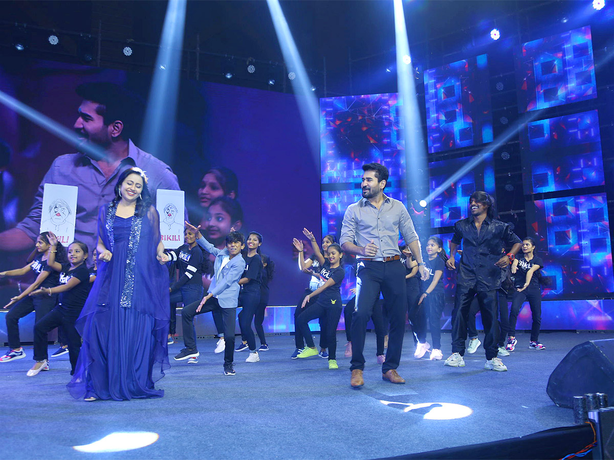 Bichagadu_202_20Pre_20Release_20Event_20Pics-7.jpg 7