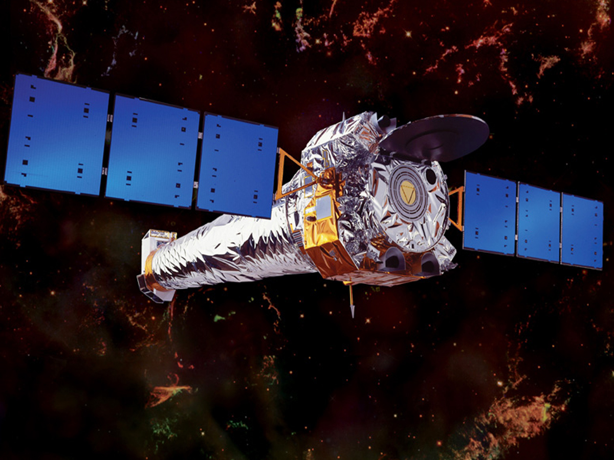 Chandra_20X-ray_20Observatory_2C_20Space.jpg 10