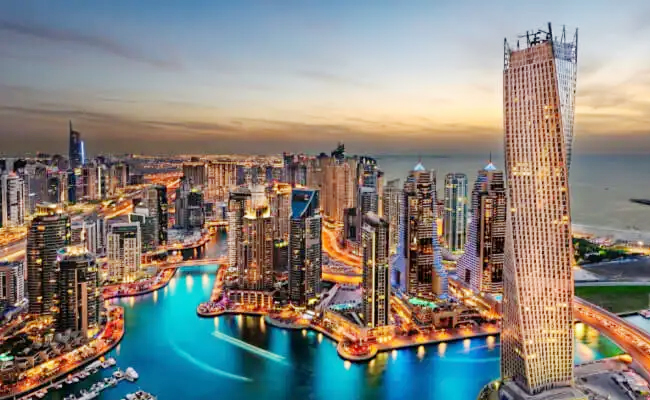 Dubai_20Marina.jpg 9