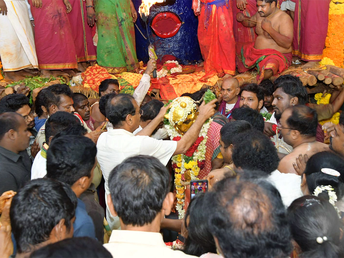 Tirupati_20Sri_20Tataiahgunta_20Gangamma_20jatara_202023_20Photos-40.jpg 37
