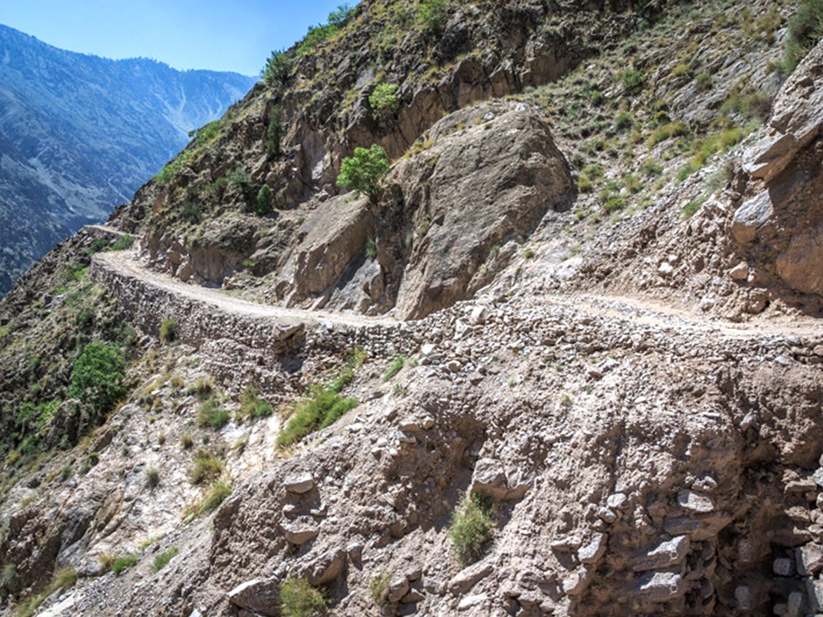 fairy-meadows-road-in-pakistan.jpg 5