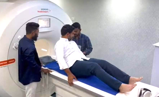 Nara-Lokesh-Mri-Scanning-In-Private-Hospital.jpg