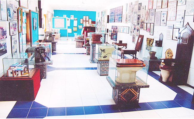 Sulabh_20International_20Museum_20Of_20Toilet-_20Delhi.jpg 4