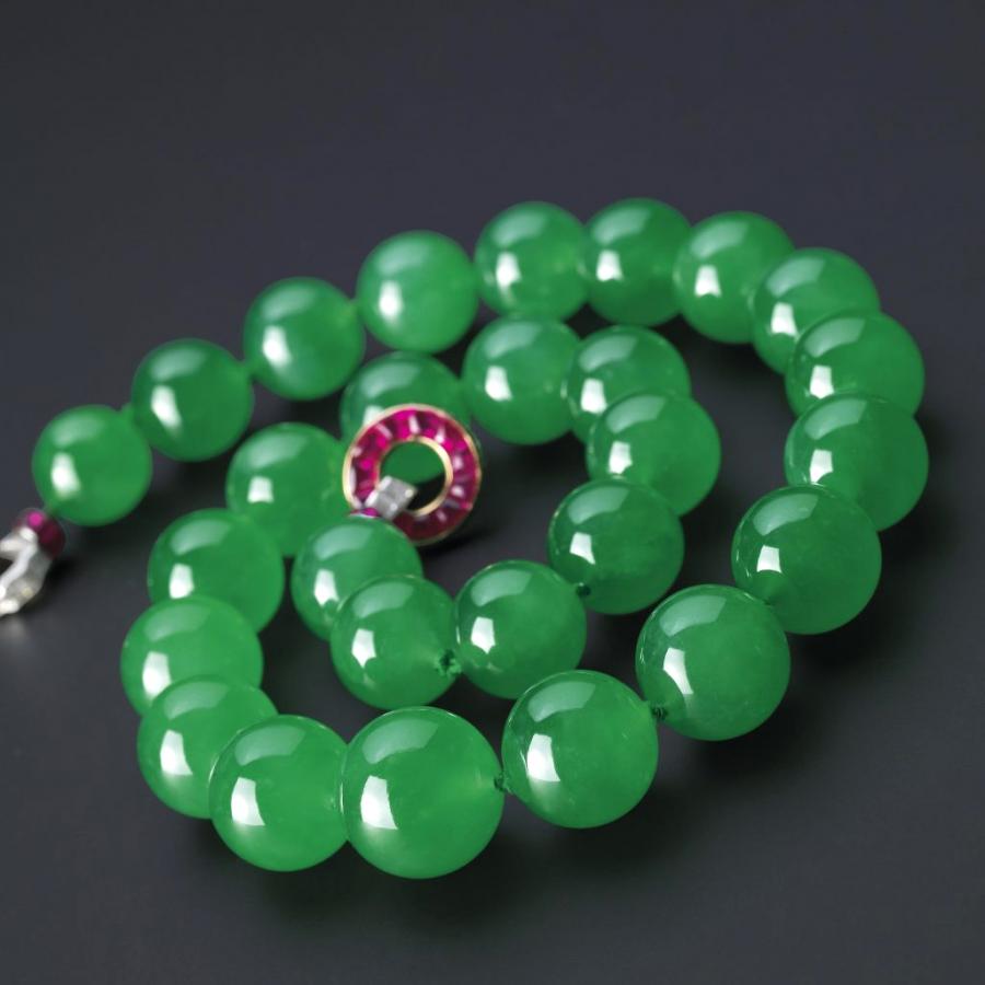 The_20Hutton-Mdivani_20Jadeite_20Necklace.jpg 6