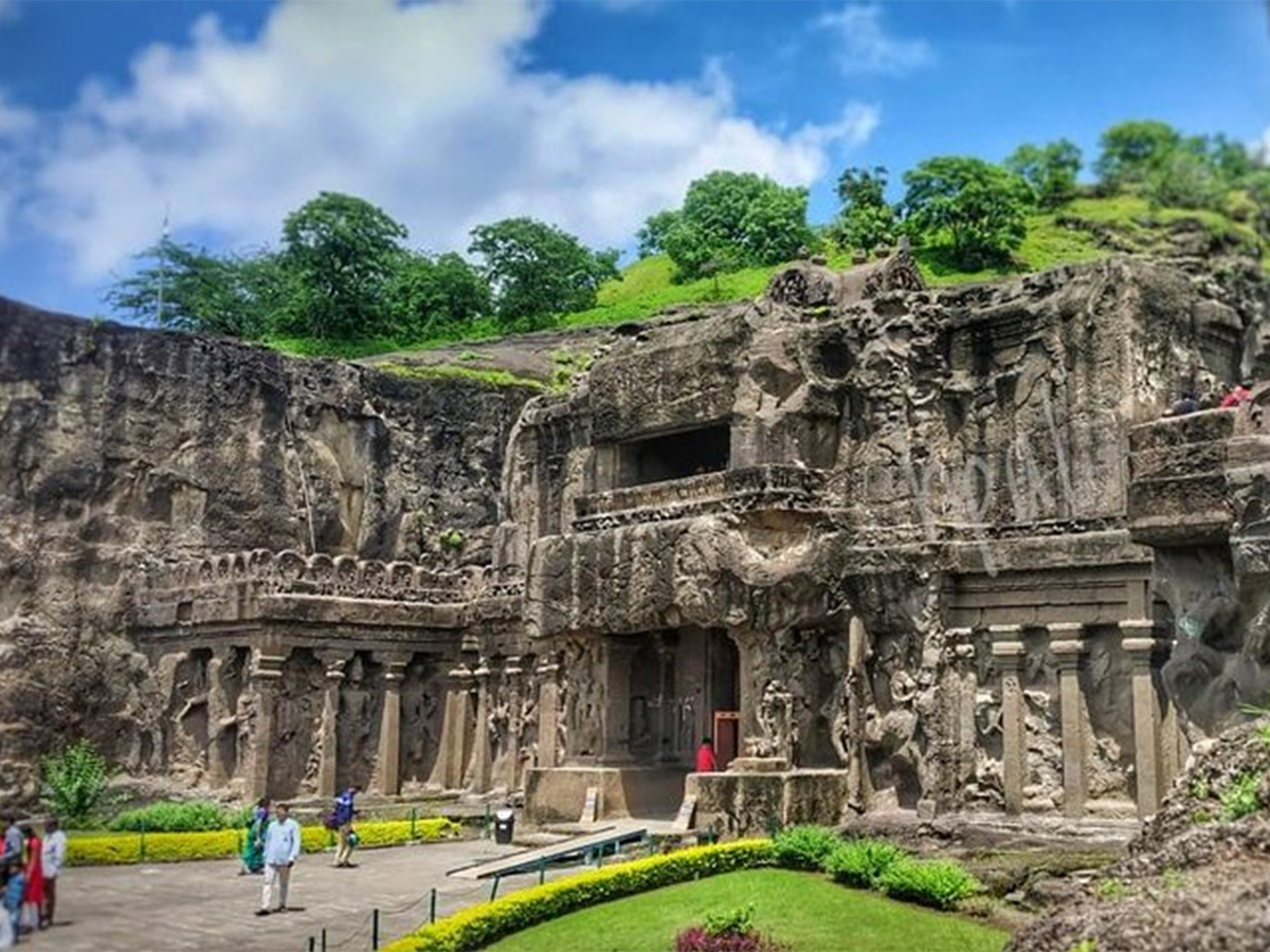 ajanta-and-ellora-caves-maharashtra.jpg 5