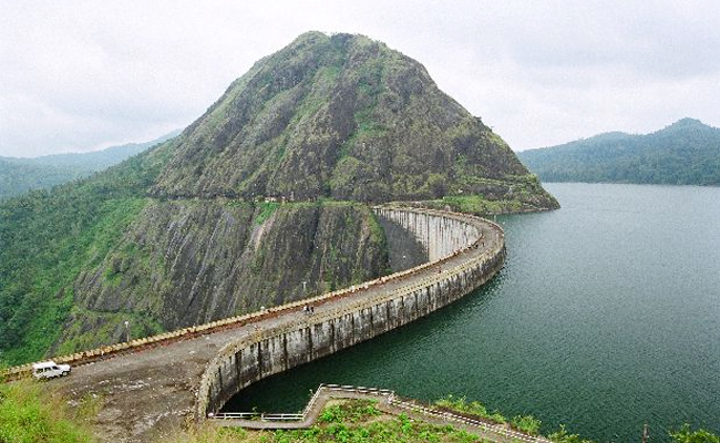 Idukki_20Dam_2C_20Kerala.jpg 5