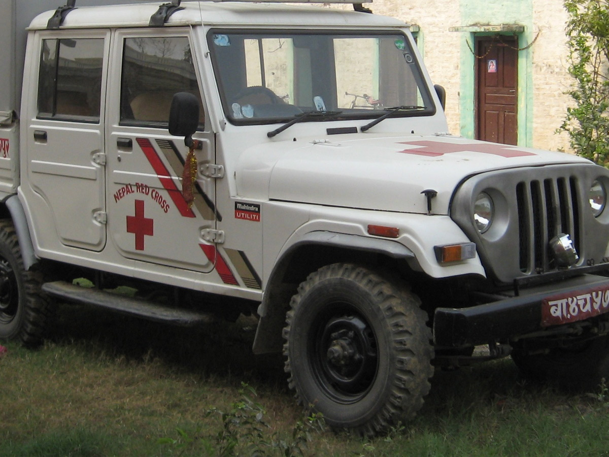 mahindra-grand-armada.jpg 6