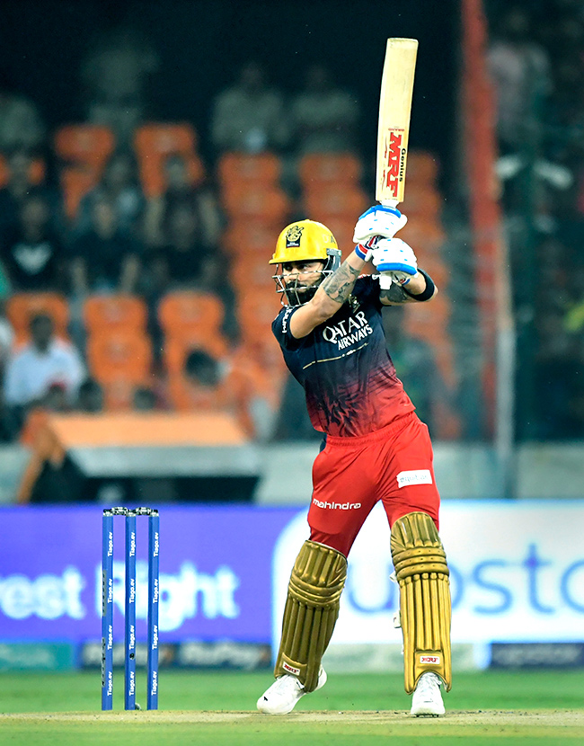 rcb_20vs_20srh.jpg 5