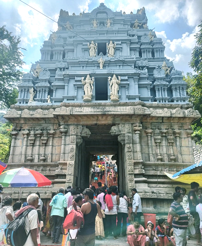 tirumala.jpg 12