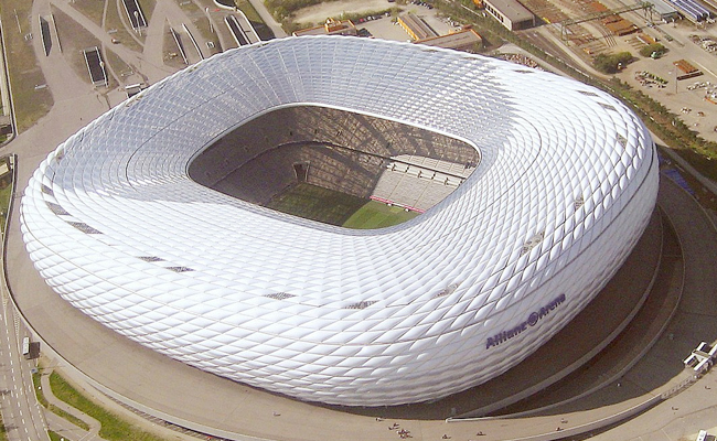 Allianz_20Arena.jpg 3