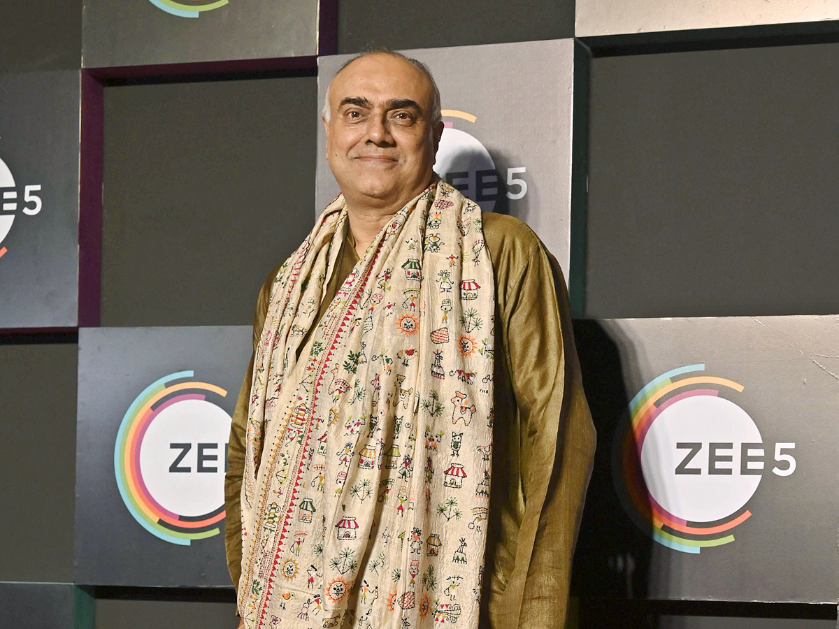 Zee5_20Celebrate_20Fifth_20Milestone_20Anniversary_20Photos_9.jpg 10