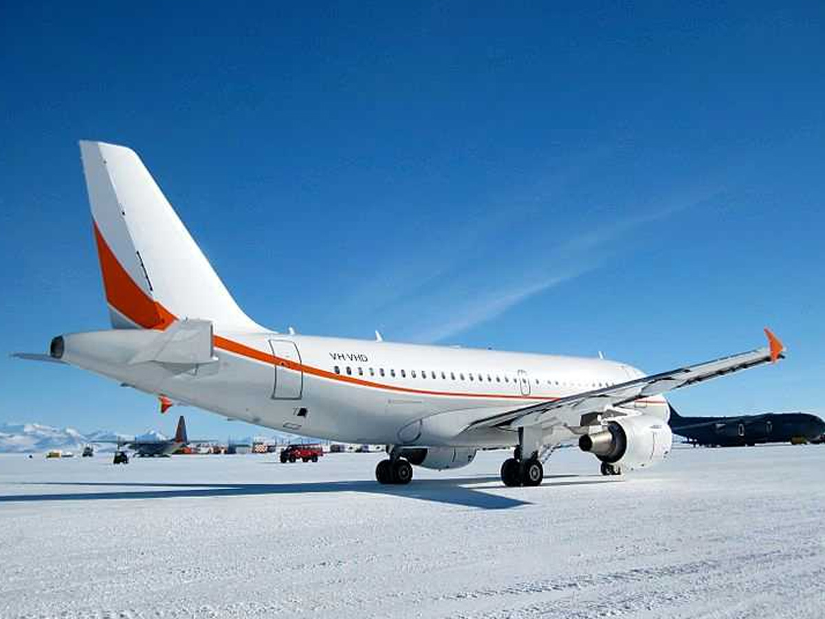 ice-runway.jpg 8