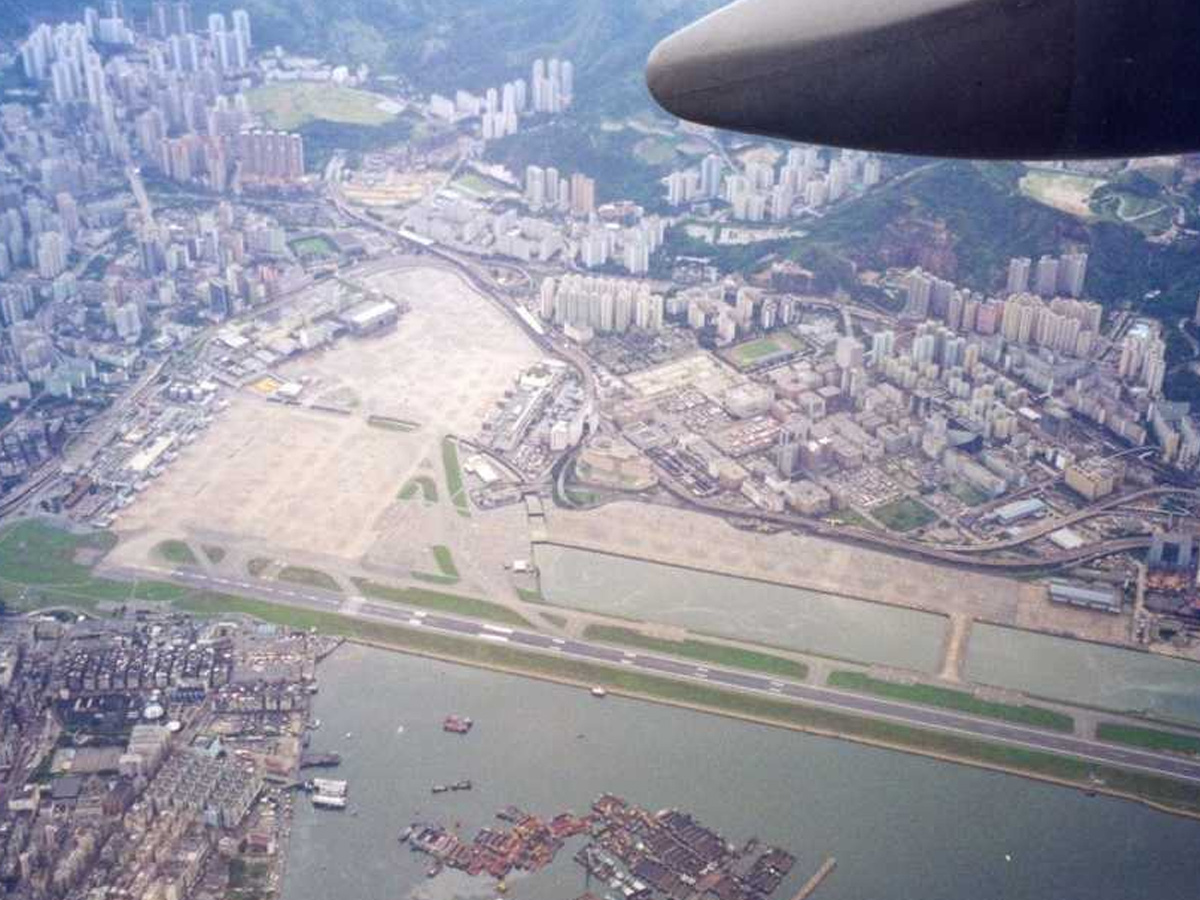 kai-tak-airport.jpg 10