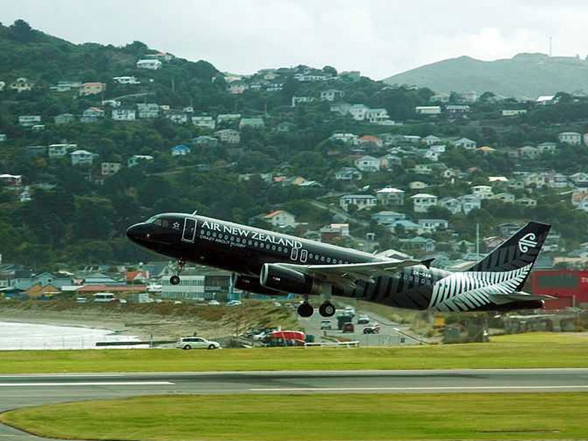 wellington-nternational-airport.jpg 17
