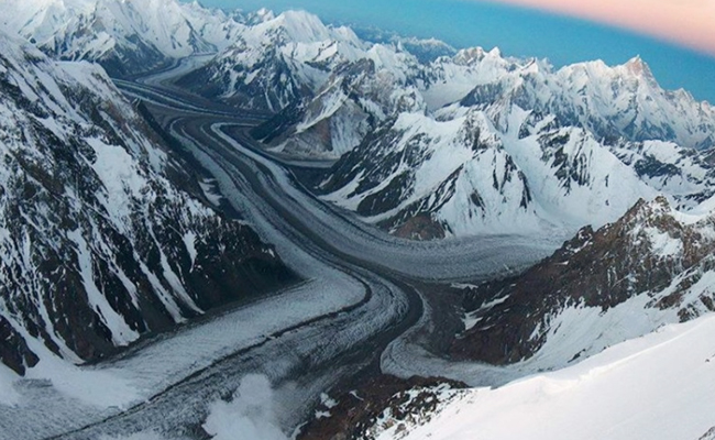 K2_2C_20KARAKORAM_2C_20PAKISTAN_20CHINA_208611M.jpg 3