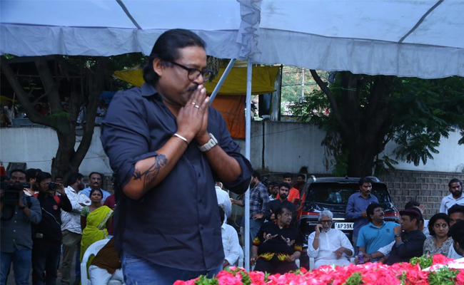 04_0.jpg 4