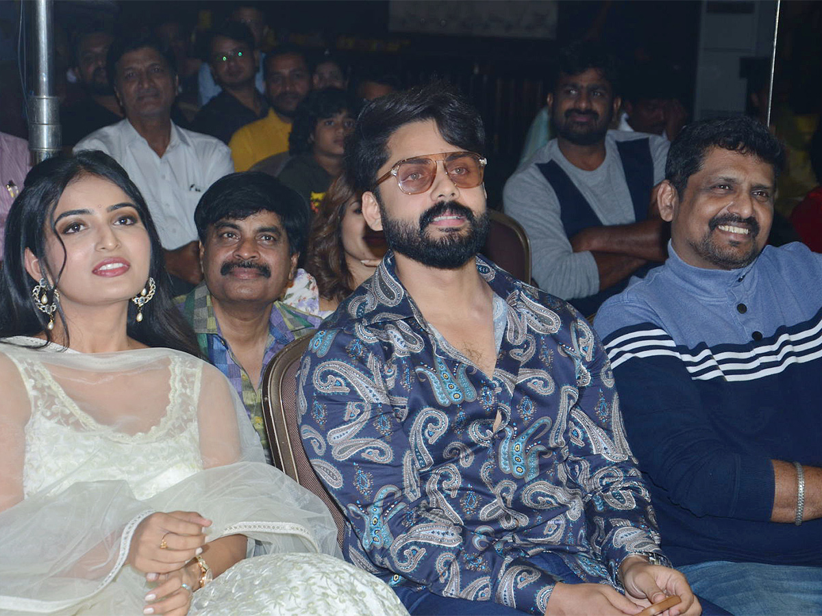 Malli_20Pelli_20Pre_20release_20event_20pics-16.jpg 15