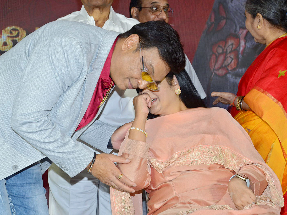 Malli_20Pelli_20Pre_20release_20event_20pics-9.jpg 9