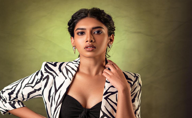 dushara-vijayan.jpg