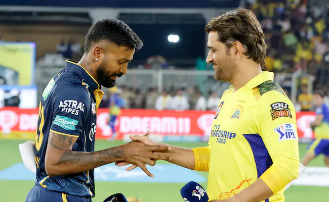 hardikdhoni.jpg