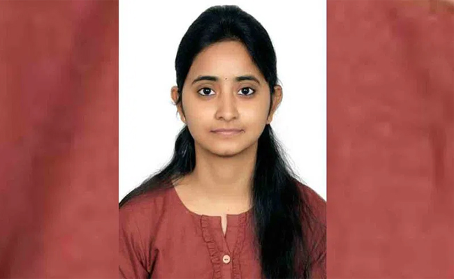 Manda_20Apoorva.jpg