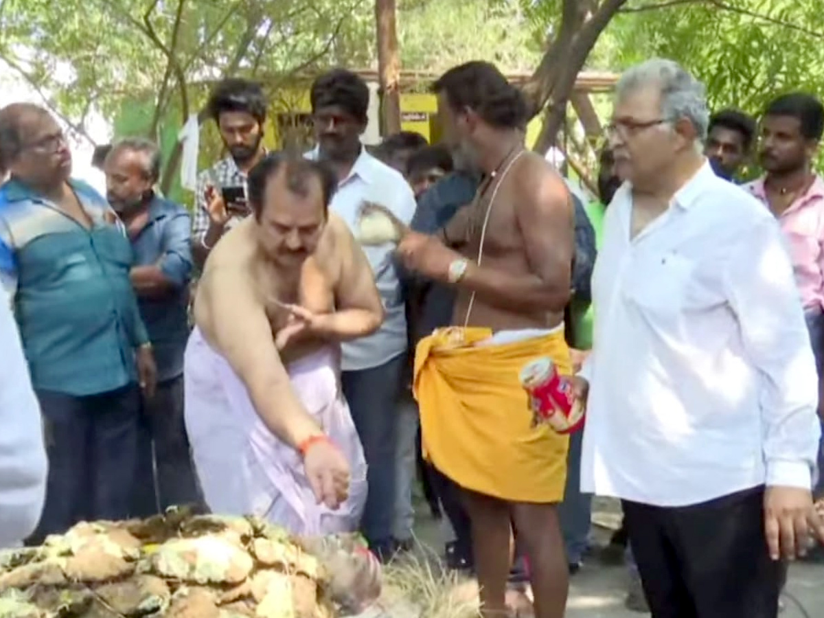 Sarath_20Babu_20Funeral_20in_20Chennai_20Photos_3.jpg 4