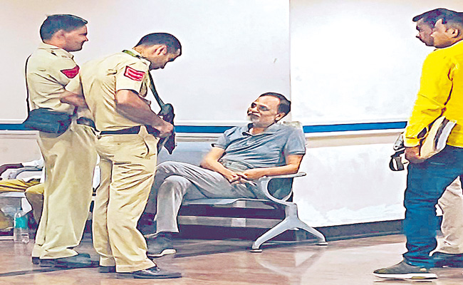 Satyendar-Jain.jpg