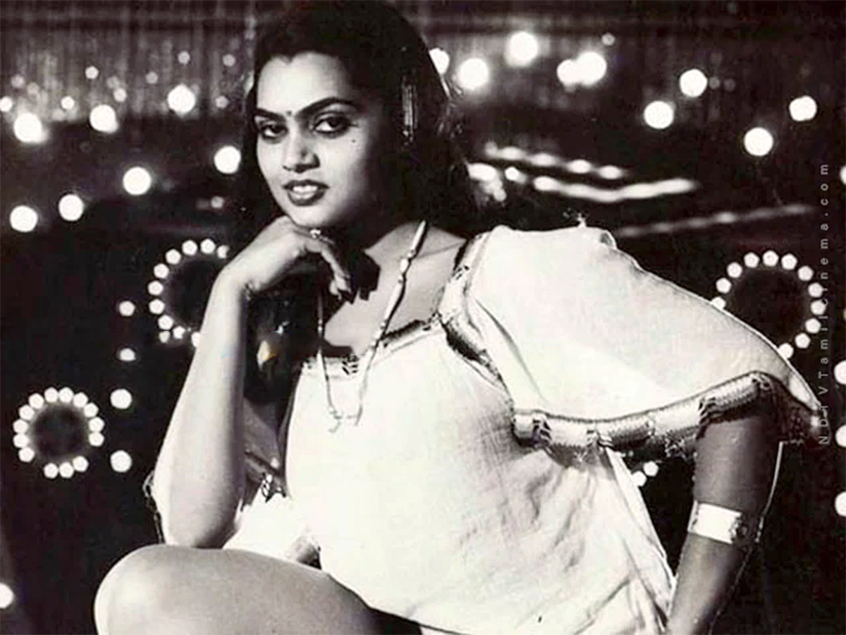 actress_20silk_20smitha.jpg 23