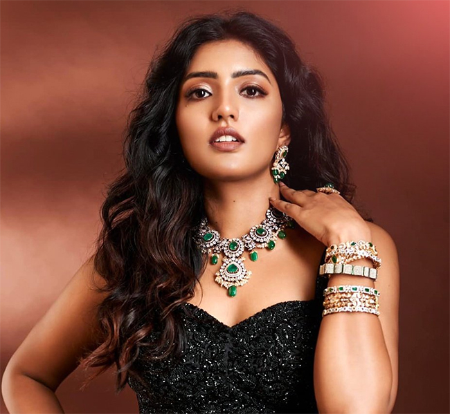eesha_20rebba_20new_20movie.jpg 4