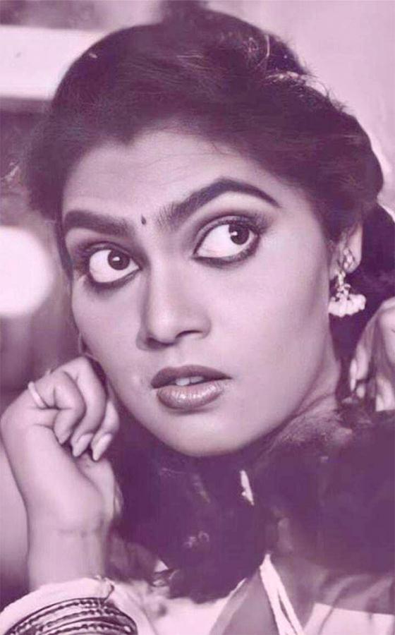 silk_20smitha_20husband.jpg 10
