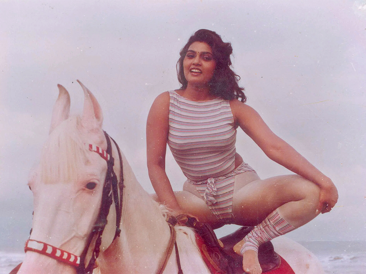 silk_20smitha_20life_20story.jpg 16