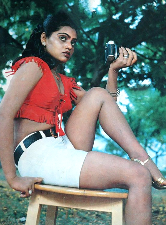 silk_20smitha_20scenes.jpg 22