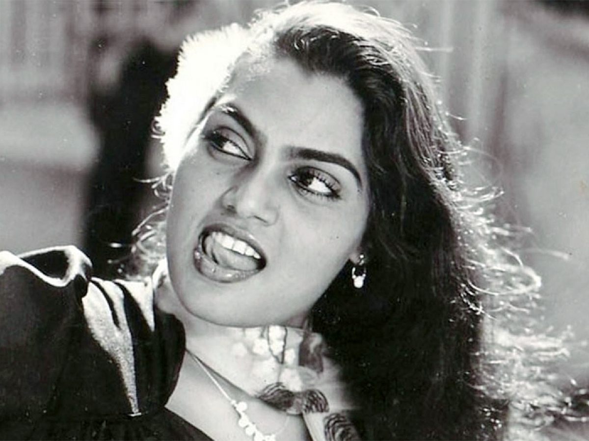 silk_20smitha_20videos.jpg 5