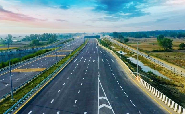 2.Purvanchal_20Expressway.jpg 3