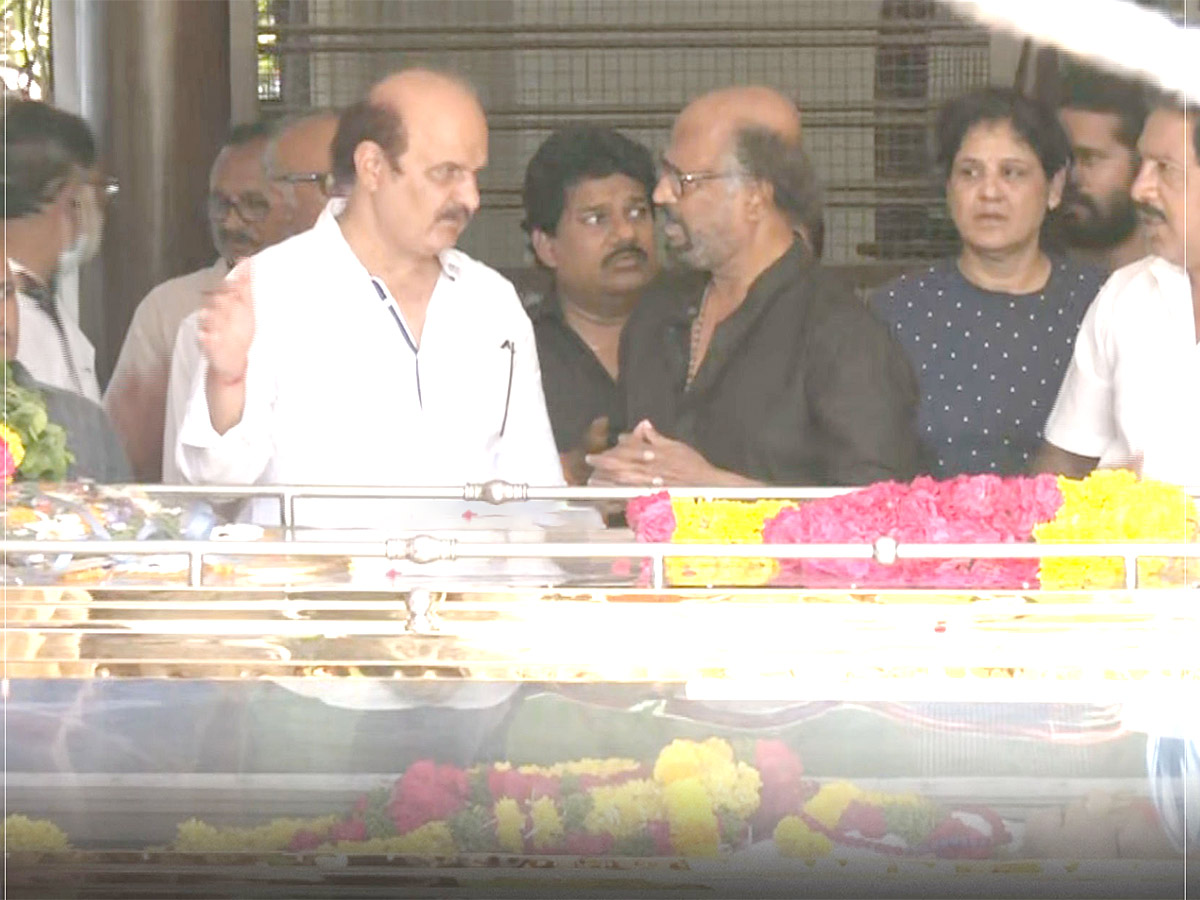 Tamil_20Film_20Celebrities_20Tributes_20To_20Actor_20Sarath_20Babu-10.jpg 10