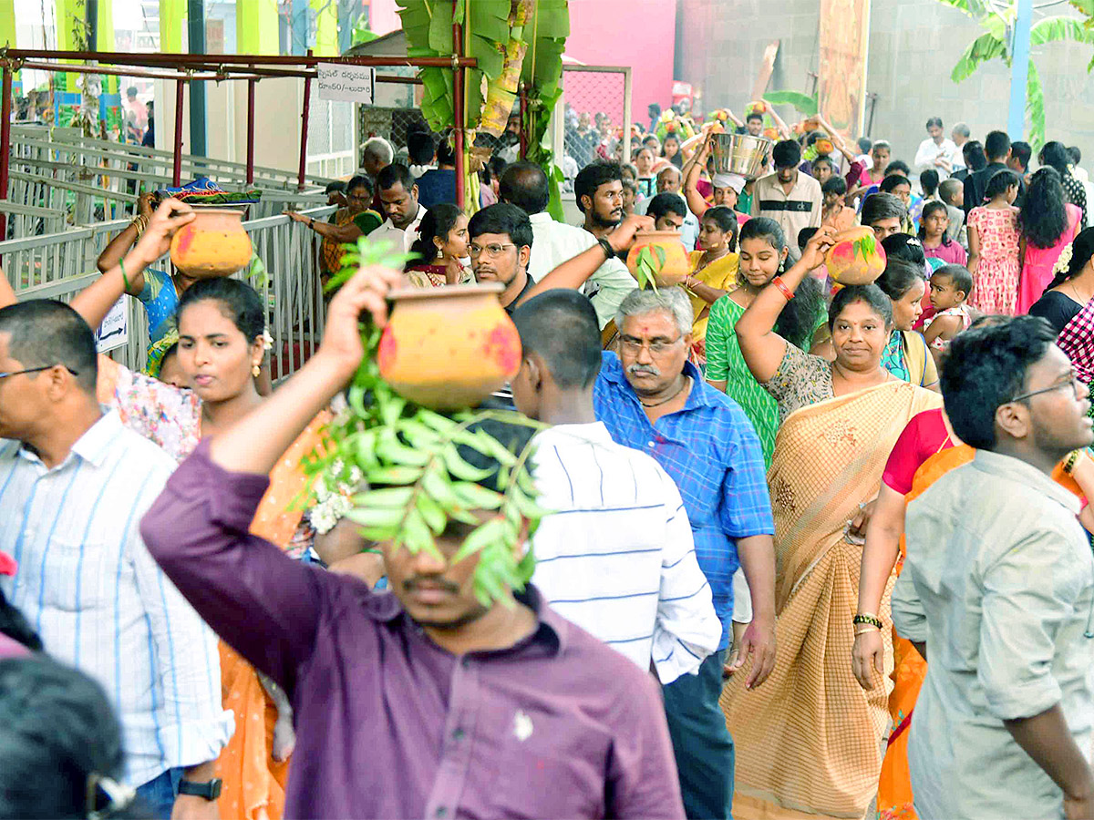 tirupati_20gangamma_20temple.jpg 12