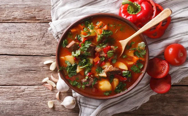 10._20Goulash_20in_20Hungary.jpg 11