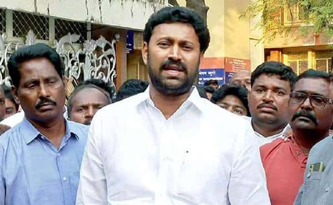 YS-Avinash-Reddy-Anticipatory-Bail-Plea-Updates.jpg