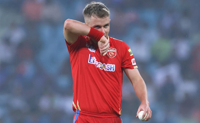 sam-curran.jpg