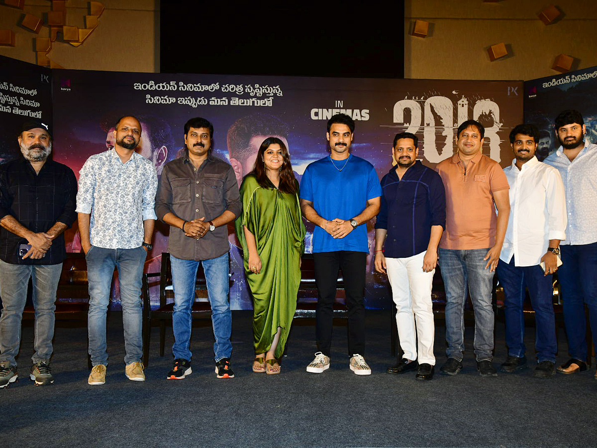 2018_20Movie_20Success_20Meet_20Photos_2.jpg 2