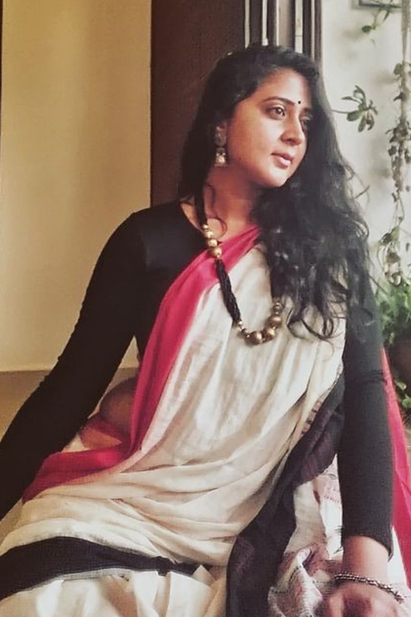 Actress_20Kanika_20Unseen_20Photos_7.jpg 8