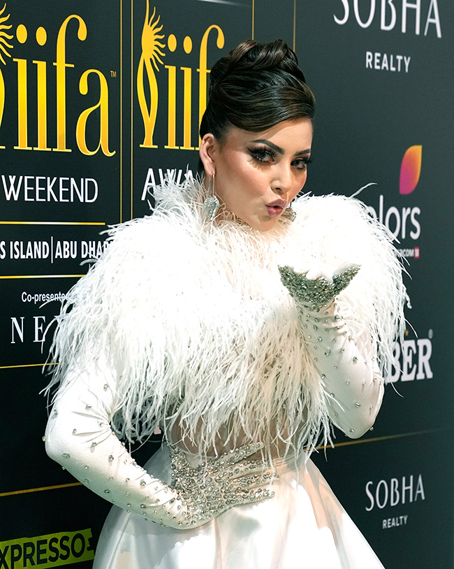 Bollywood-_20Stars-_20At-_20IIFA-2023-_20Press-_20Conference-_20Photos-6.jpg 6
